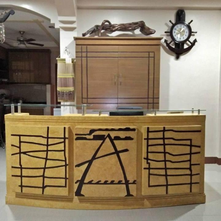Argamosa Bayside Inn 科隆 外观 照片